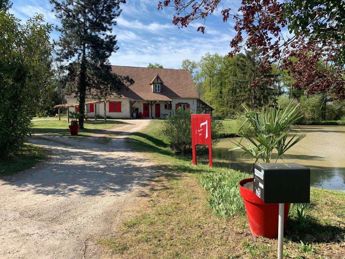 Hotel L’étang des 7 à Le Controis-en-Sologne Extérieur photo